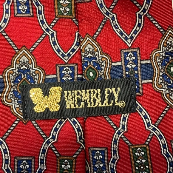 Silk Tie by Wembley - Classic Red & Navy Geometric Print - Picture 4 of 5